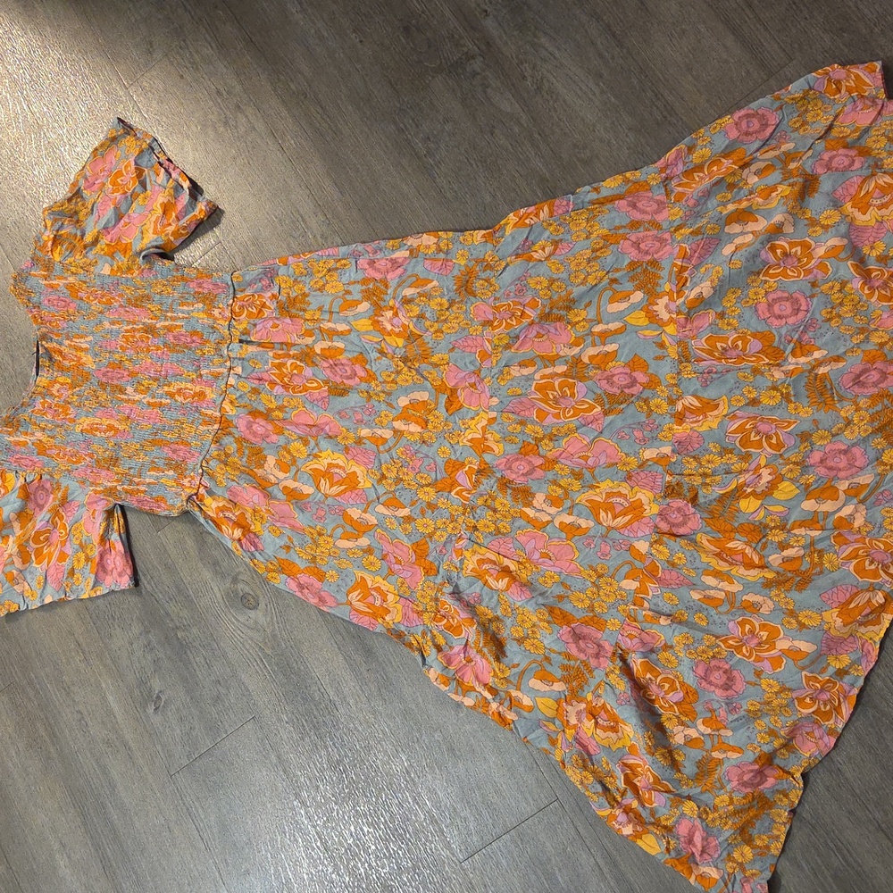 Boho Floral Smocked / Tiered Maxi Dress - Picture 2 of 13